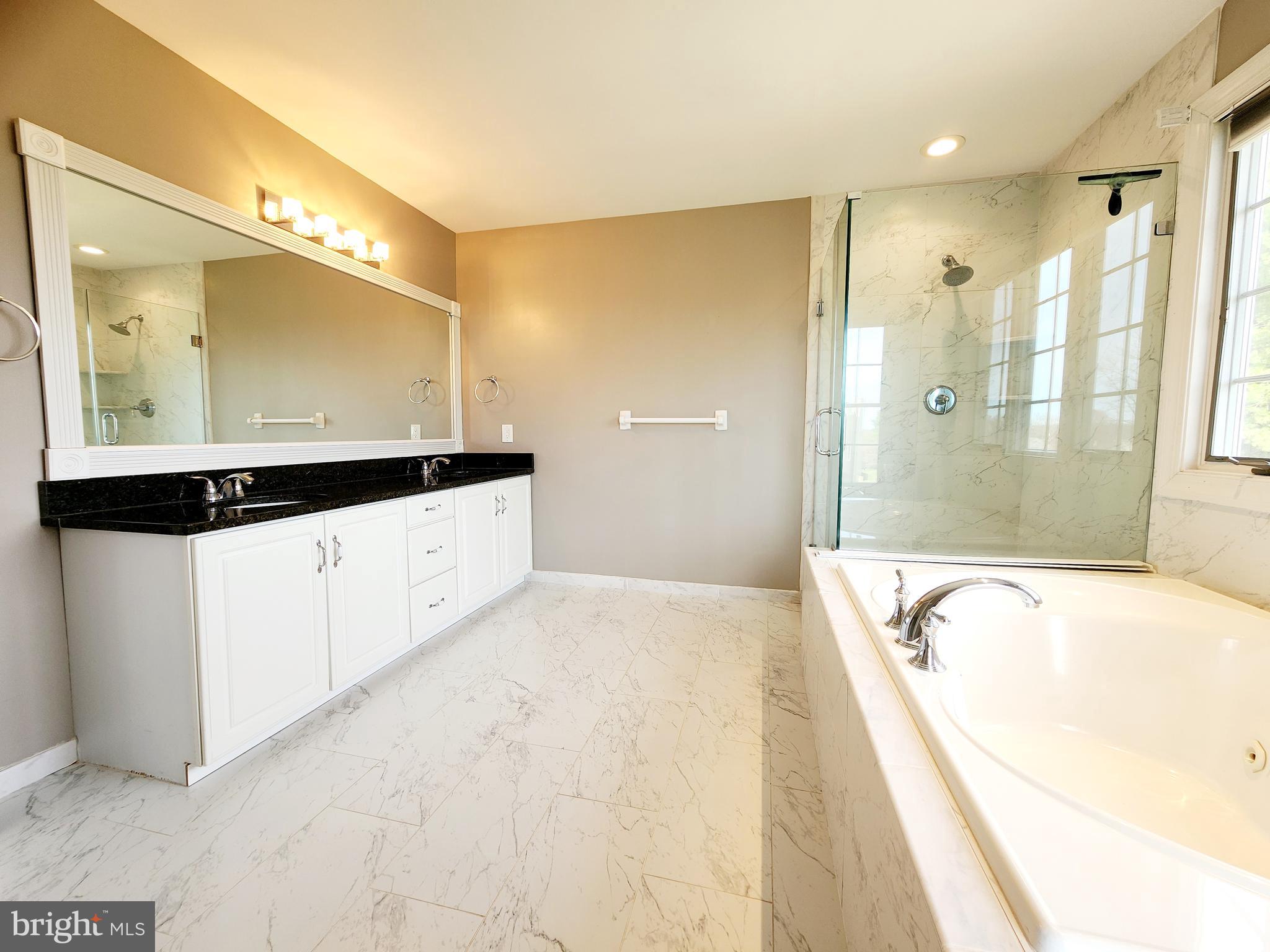 KNOLLS OF BIRMINGH - Residential