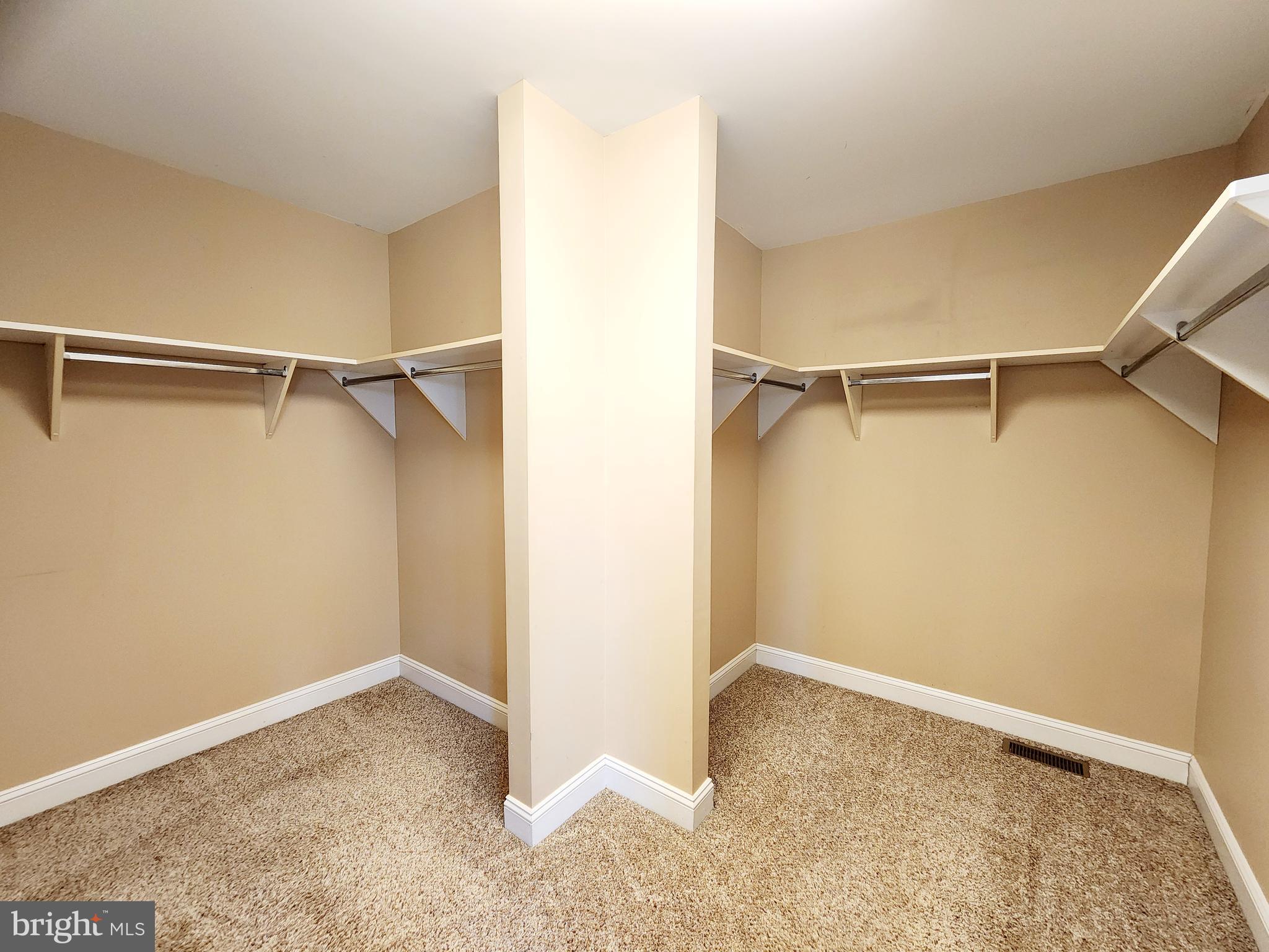 KNOLLS OF BIRMINGH - Residential