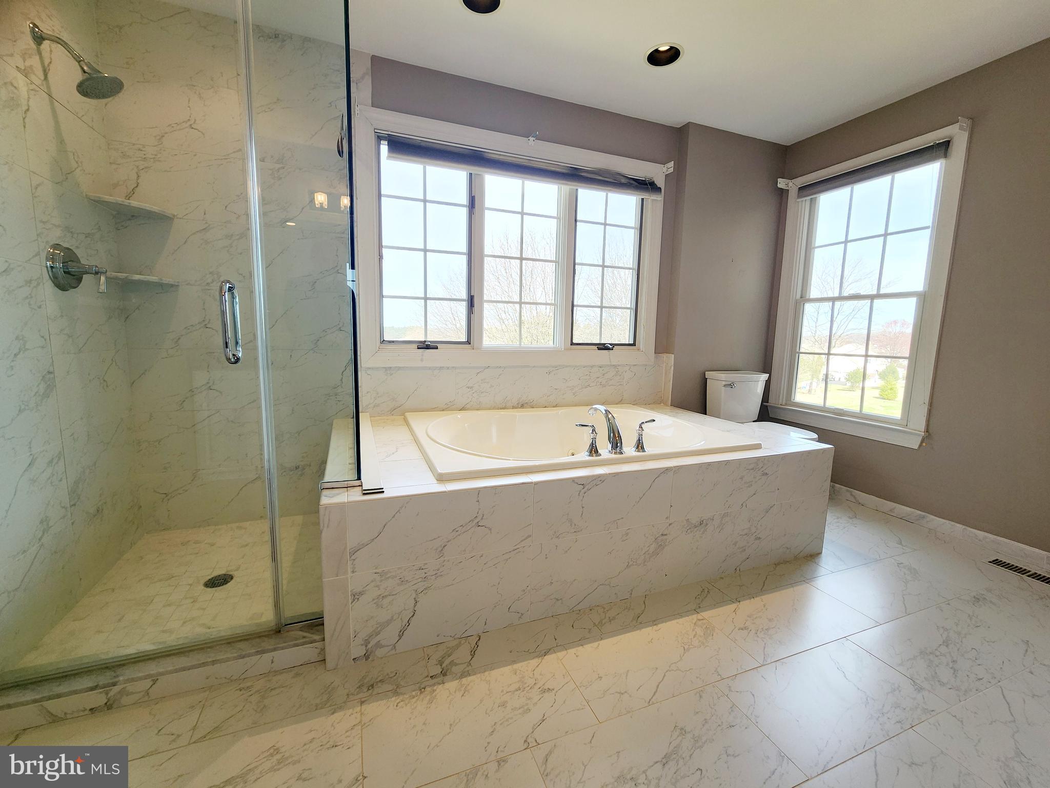 KNOLLS OF BIRMINGH - Residential