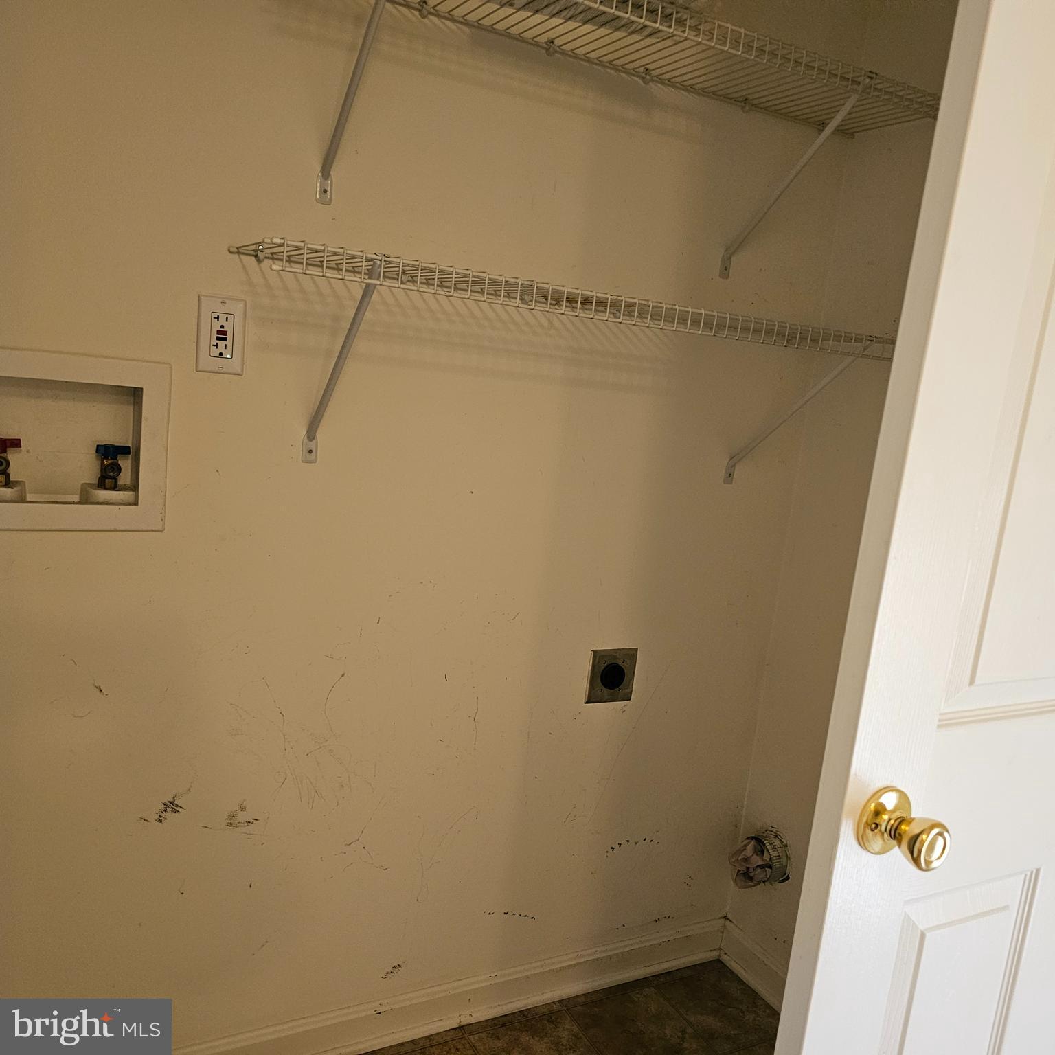 HAMMONDS MILL - Residential Lease