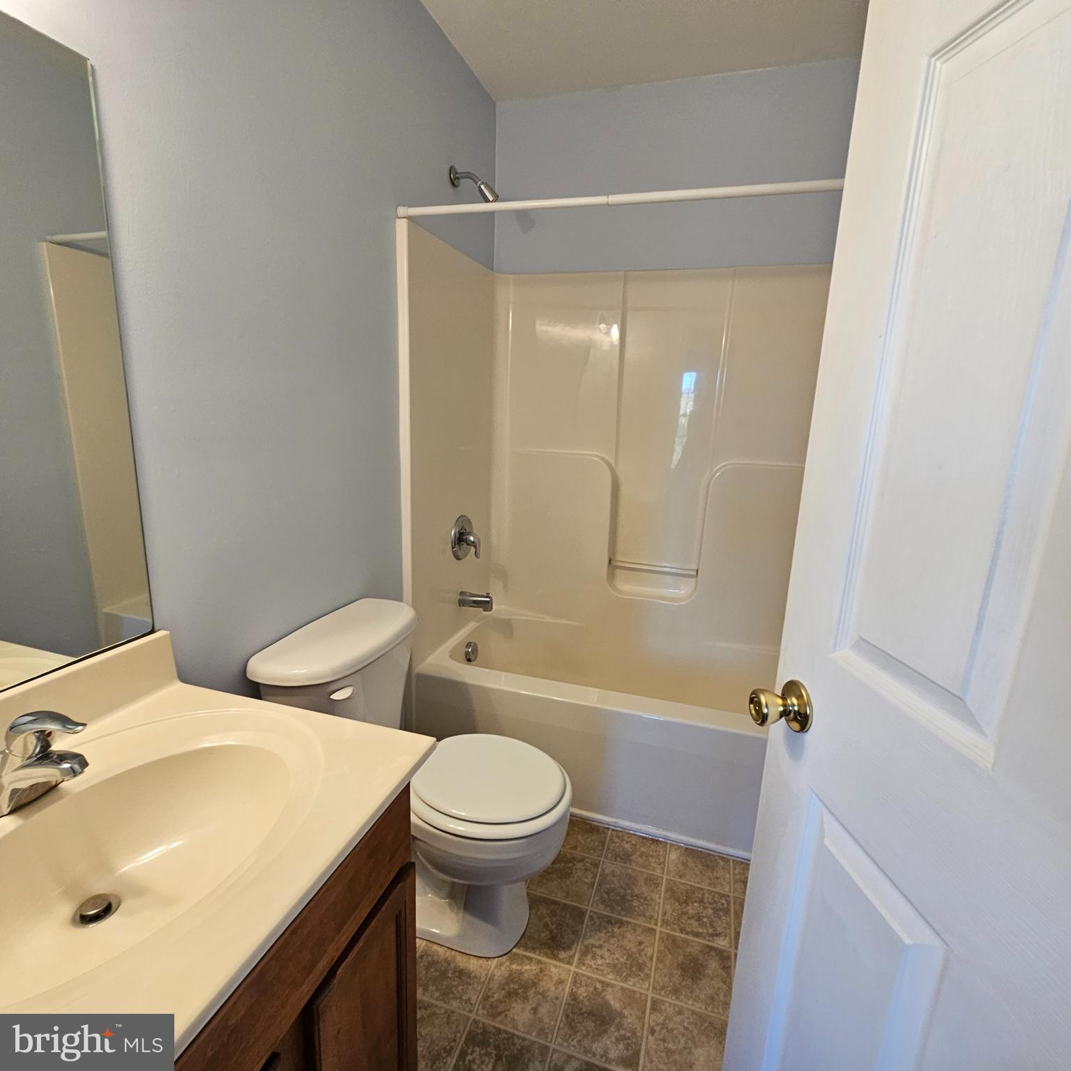 HAMMONDS MILL - Residential Lease