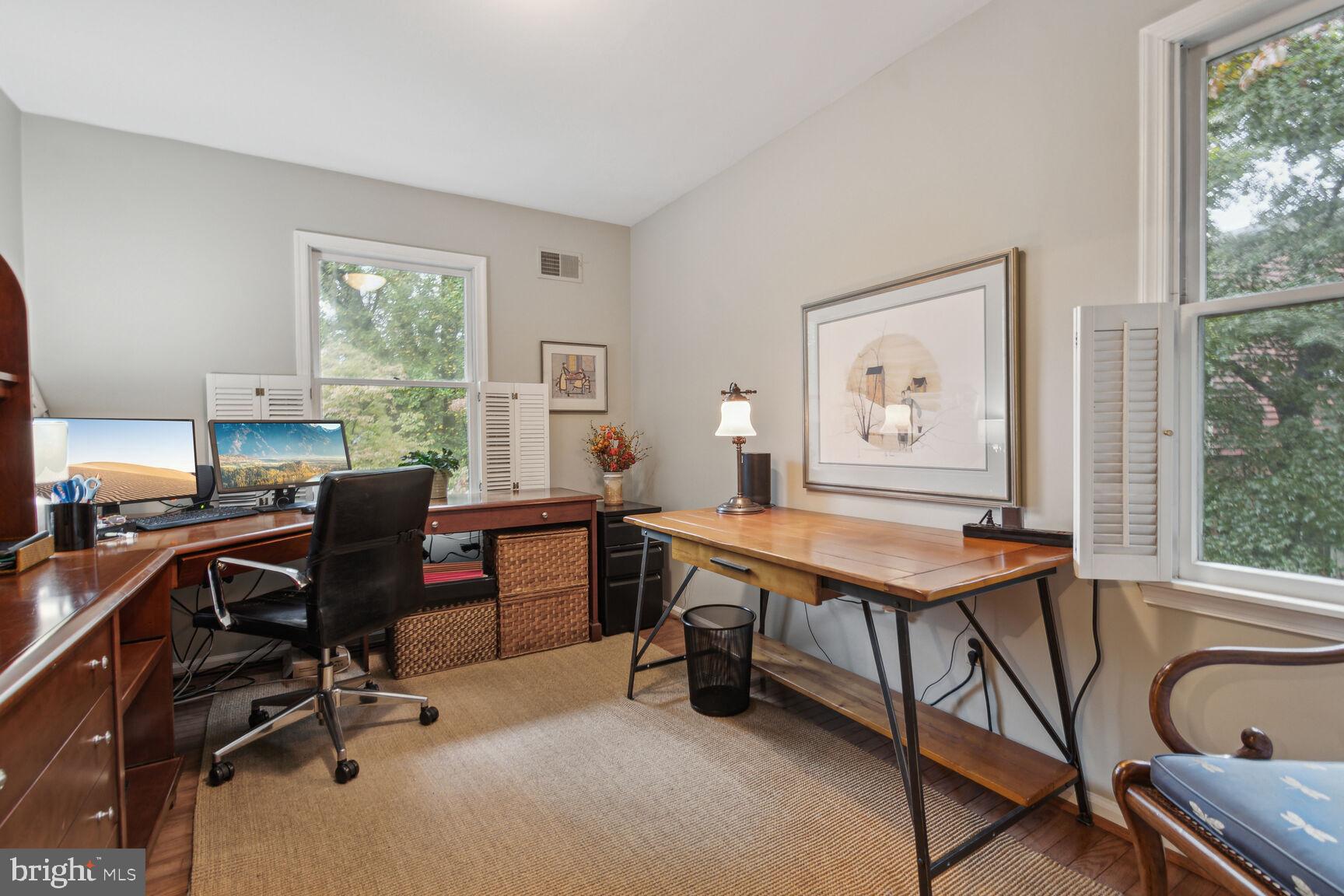 NORTH CHEVY CHASE - Residential