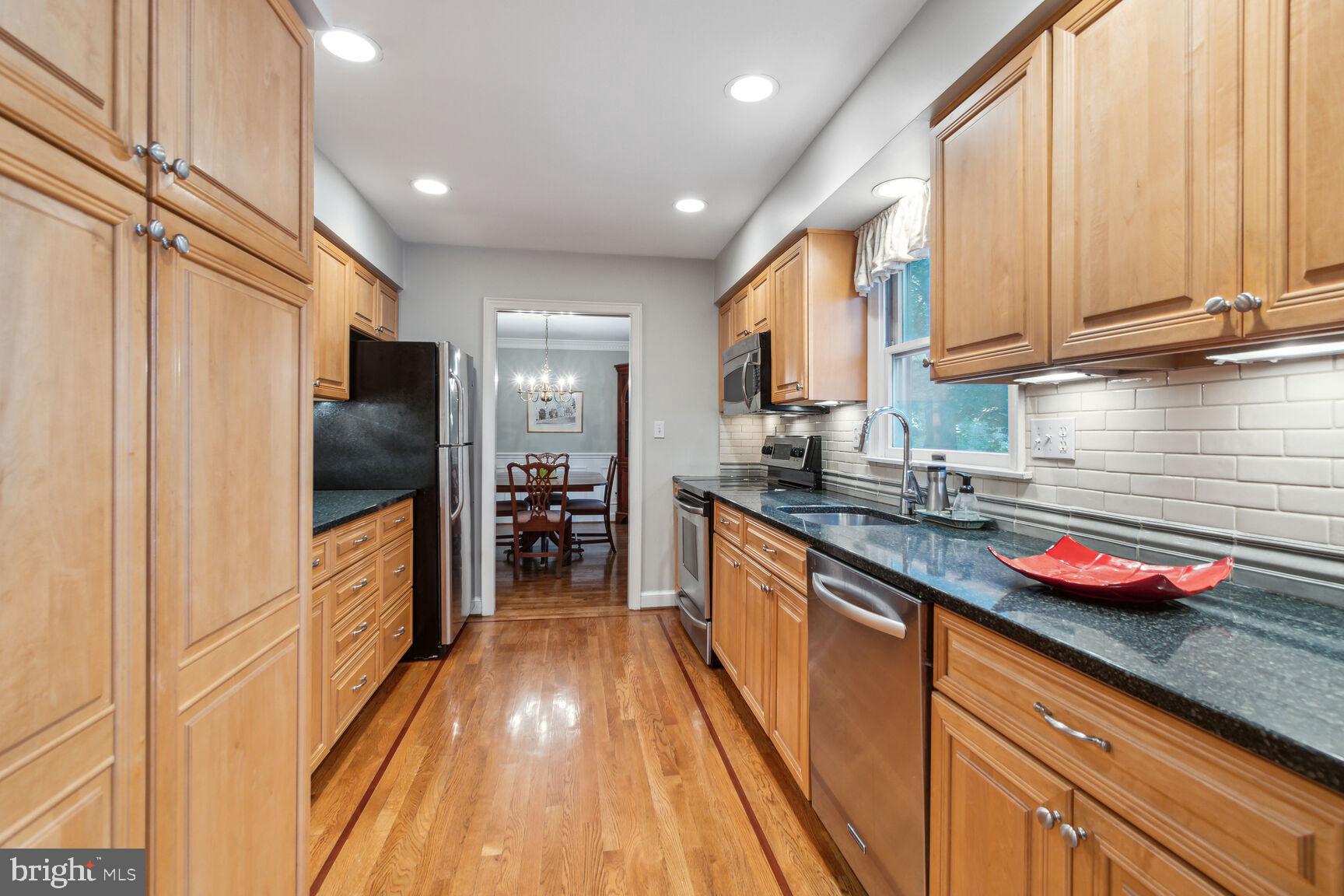 NORTH CHEVY CHASE - Residential