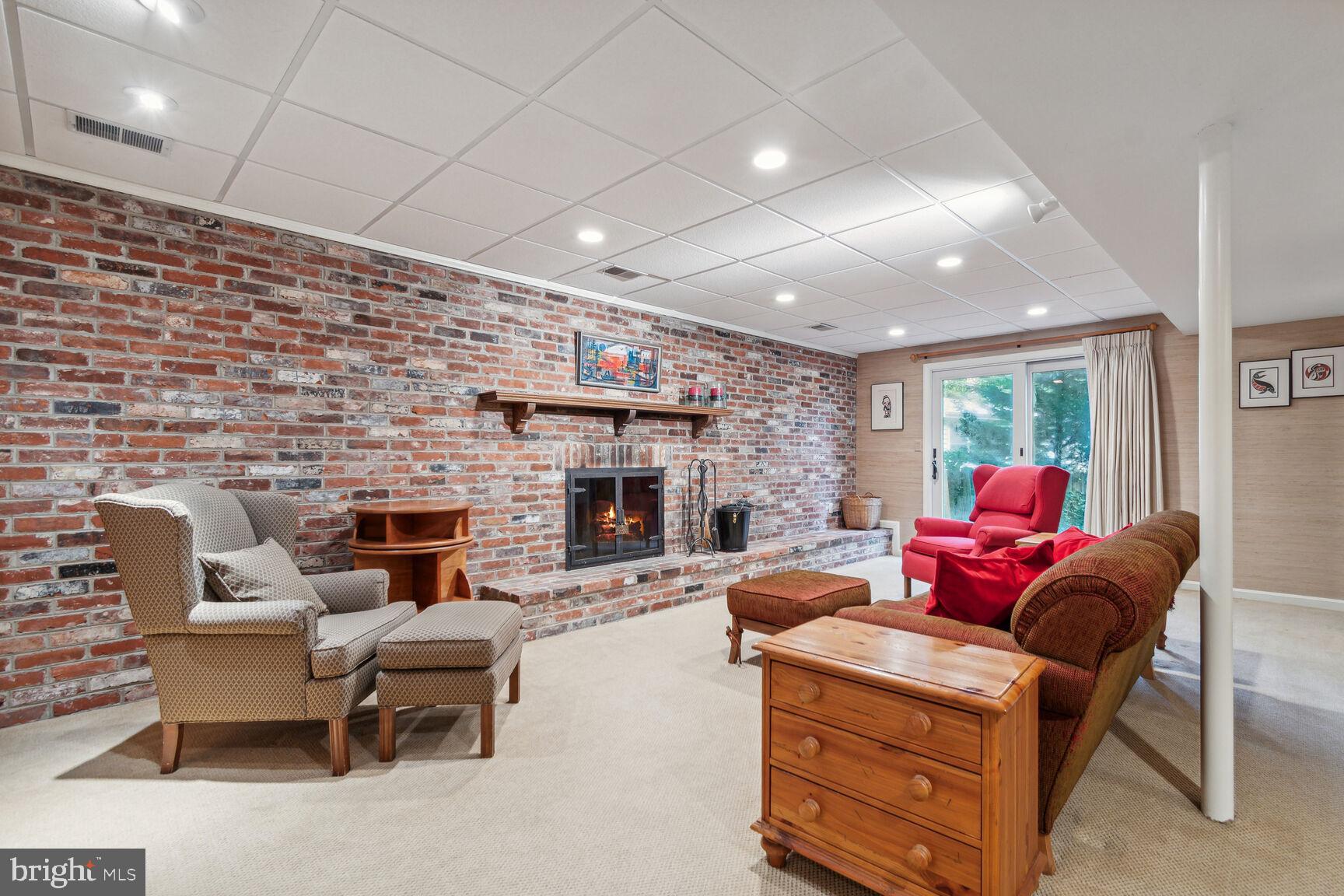 NORTH CHEVY CHASE - Residential