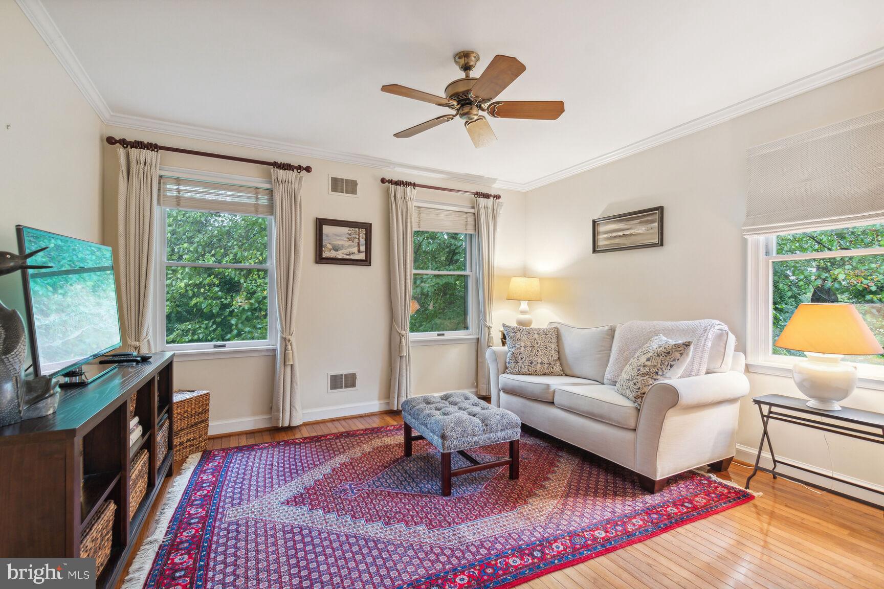 NORTH CHEVY CHASE - Residential