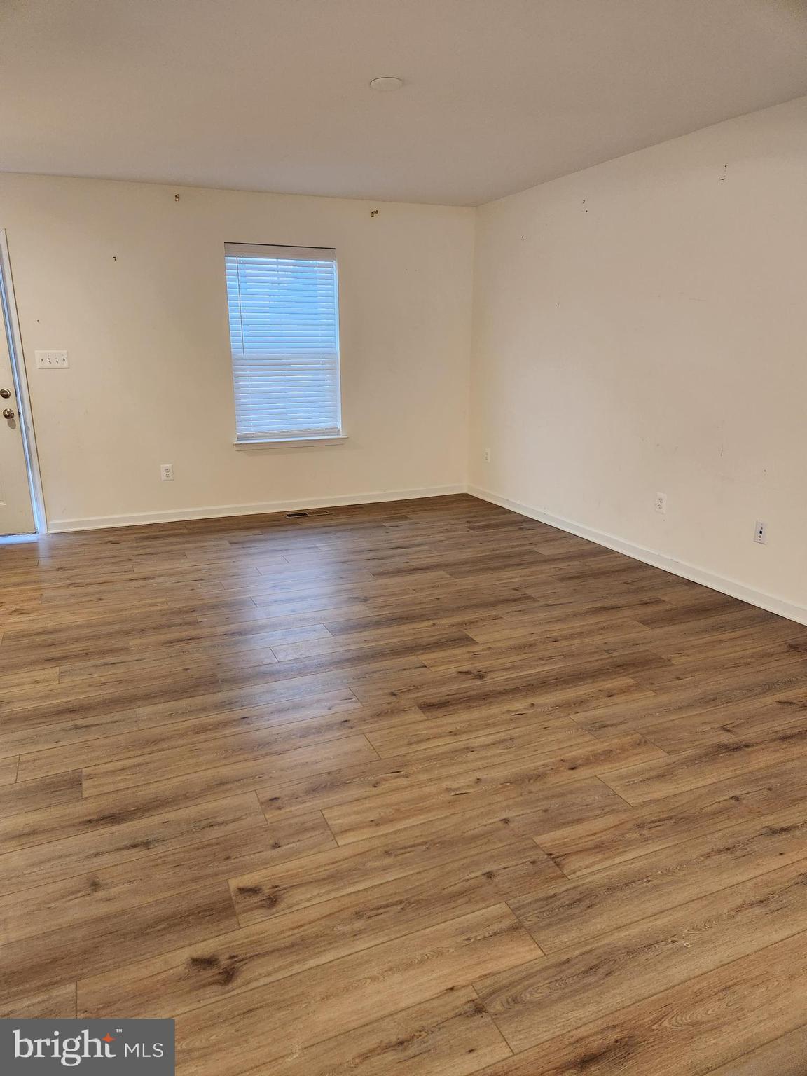 TOWNES AT TATE MANOR - Residential Lease