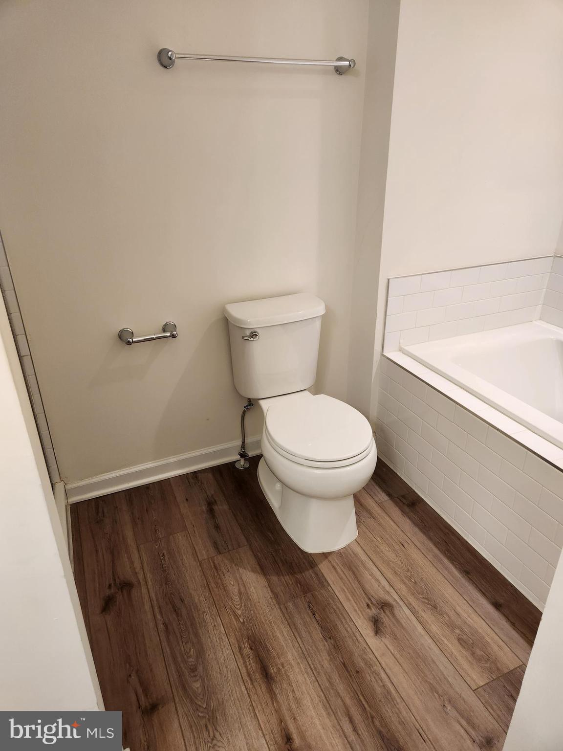 TOWNES AT TATE MANOR - Residential Lease