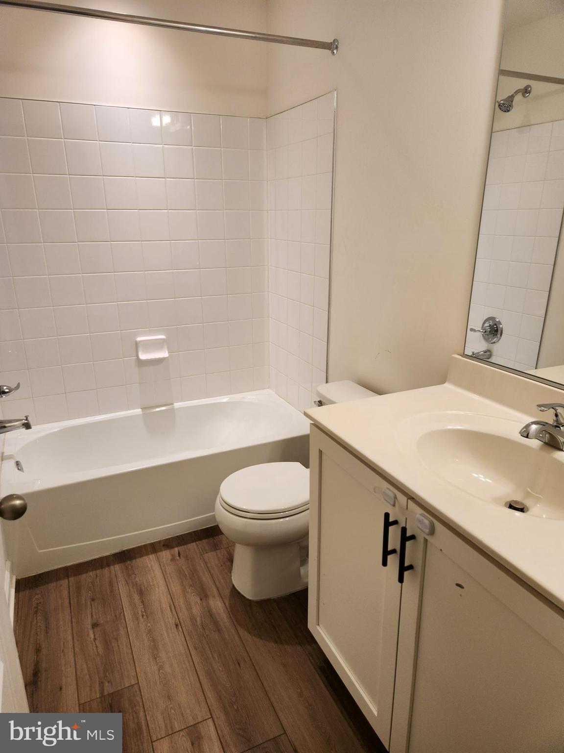 TOWNES AT TATE MANOR - Residential Lease