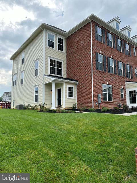 Townhouse For Rent - 401 Lenape Way Way<br/> CLAYMONT, DE 19703