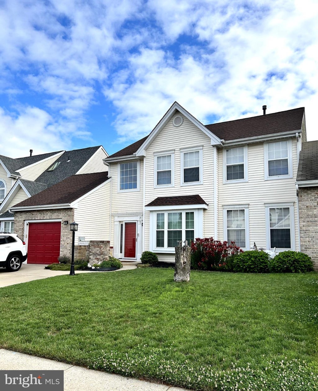 Photo of 71 Fieldcrest Drive, WESTAMPTON TWP, NJ 08060 (MLS # NJBL2122428)