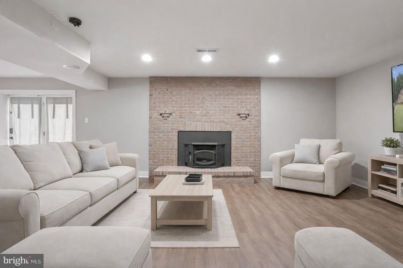 LYONS CREEK HUNDRED - Residential