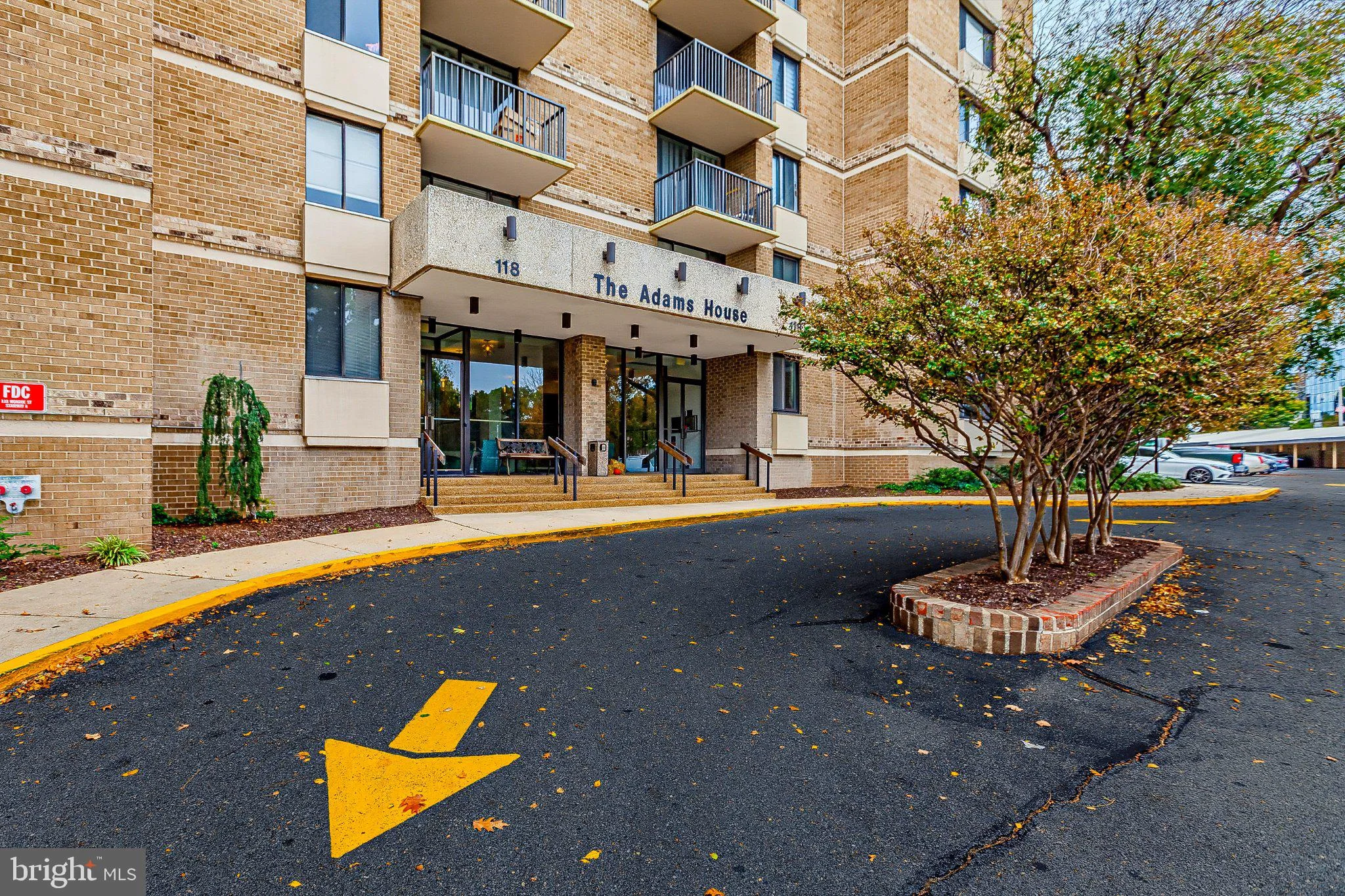 118 Monroe Street Unit 118-80, Rockville, MD 20850