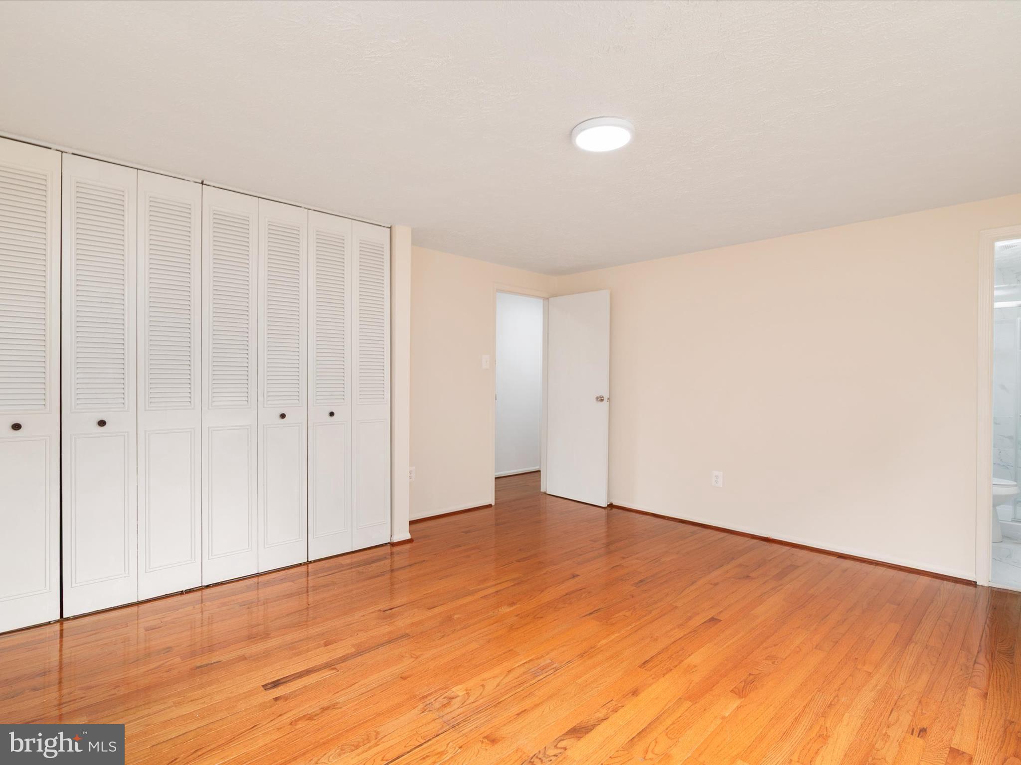 RAMBLEWOOD - Residential