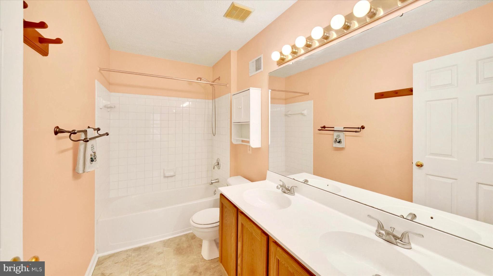 GRACE MANOR - Residential