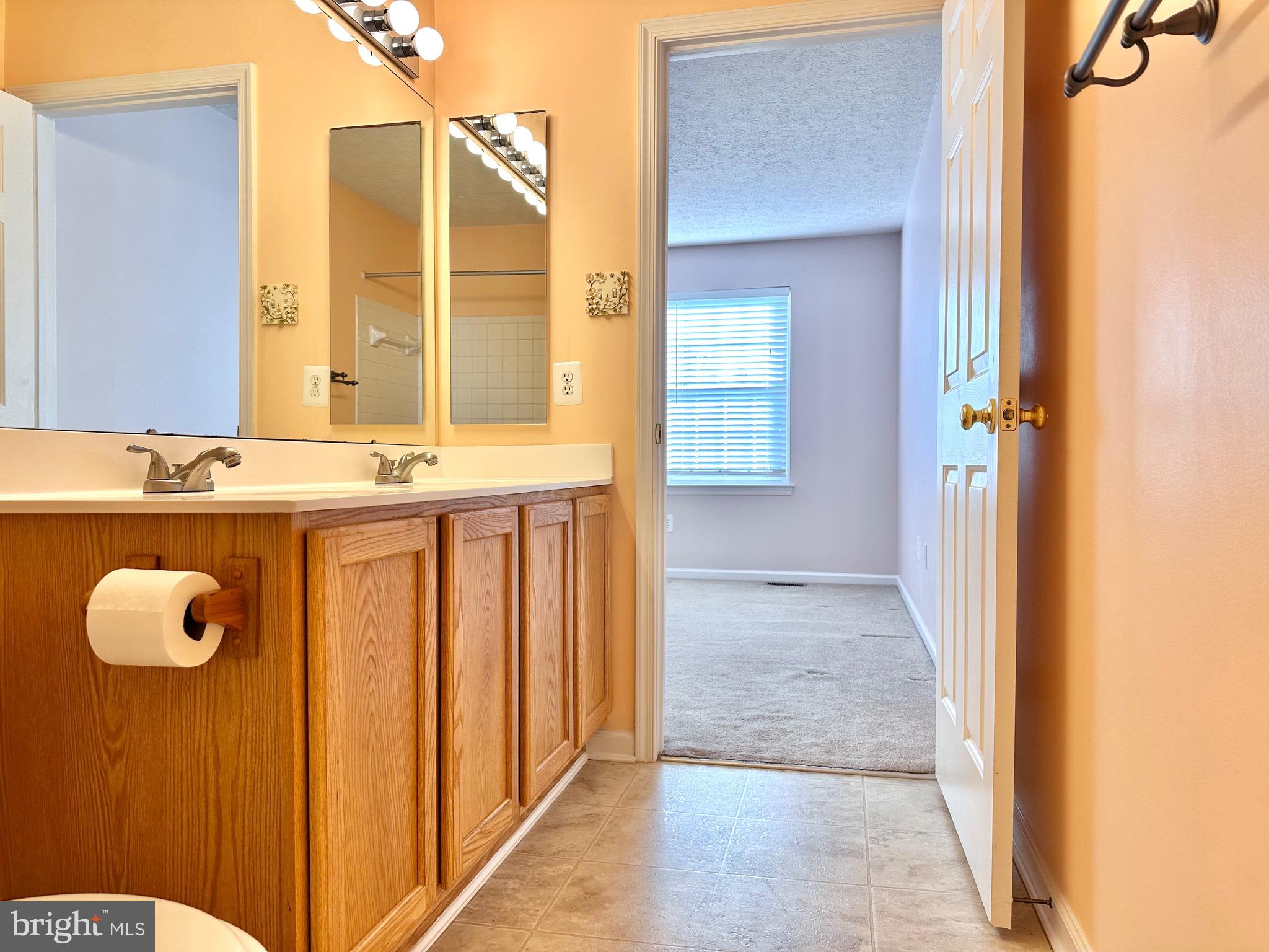 GRACE MANOR - Residential