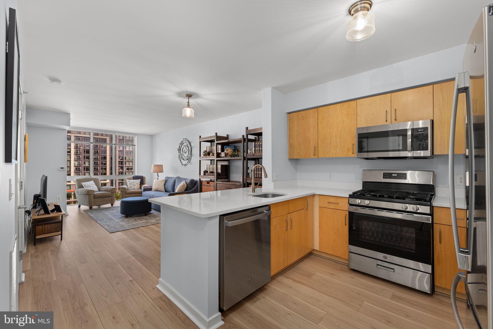 Property Search 1000 NEW JERSEY AVENUE SE 815