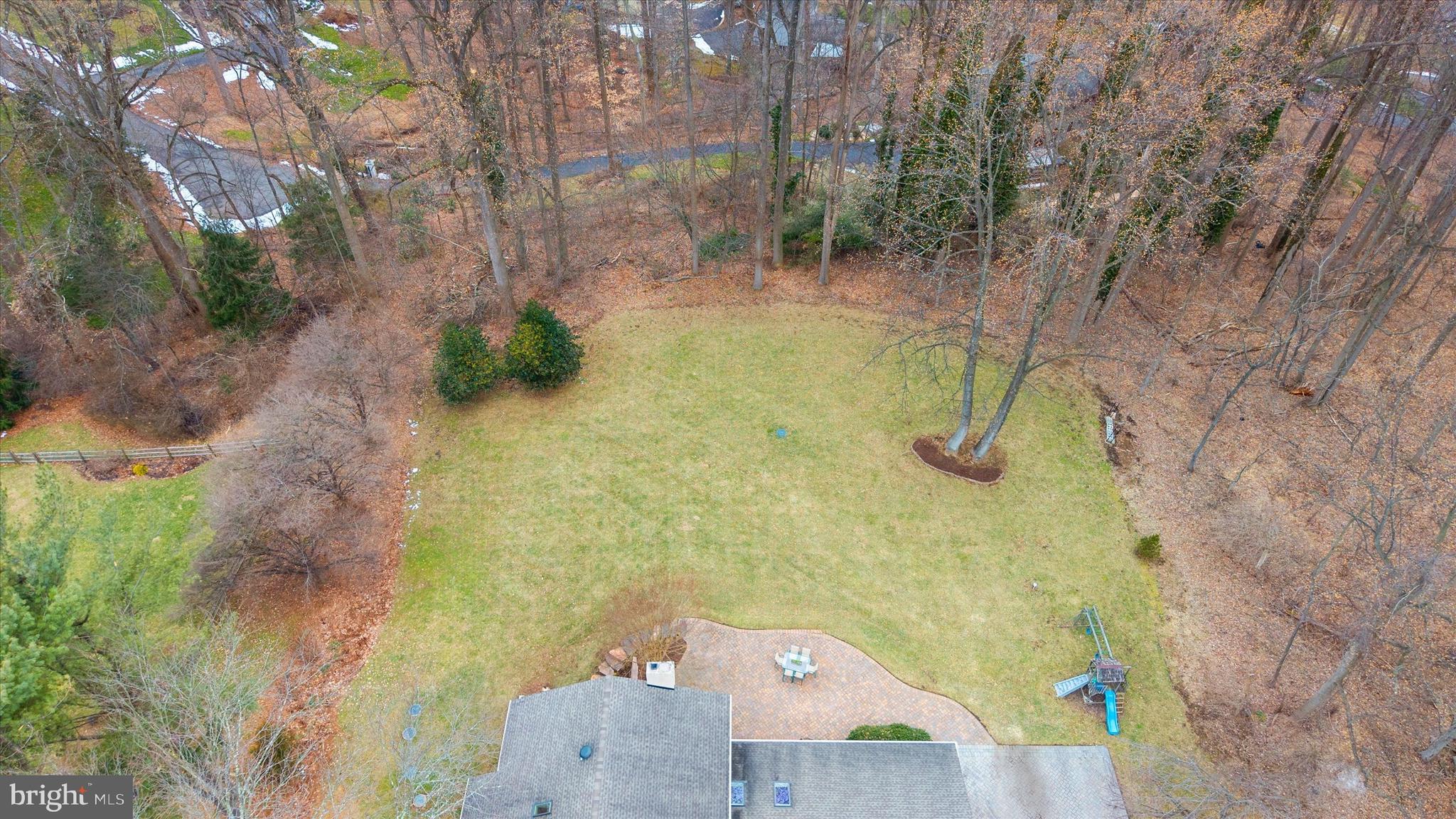 LARCHMONT - Residential