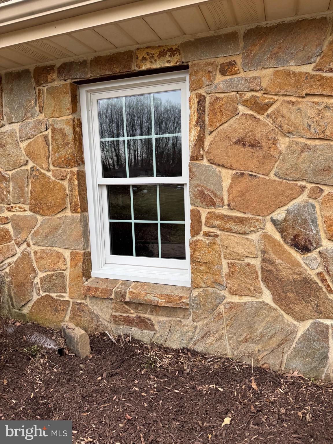 LARCHMONT - Residential