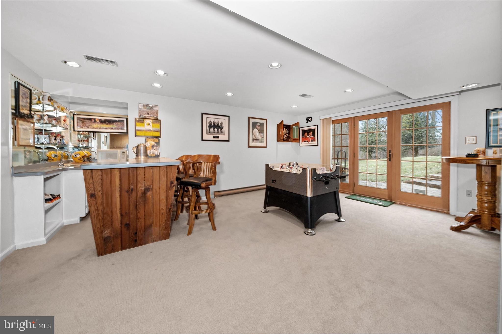 LARCHMONT - Residential