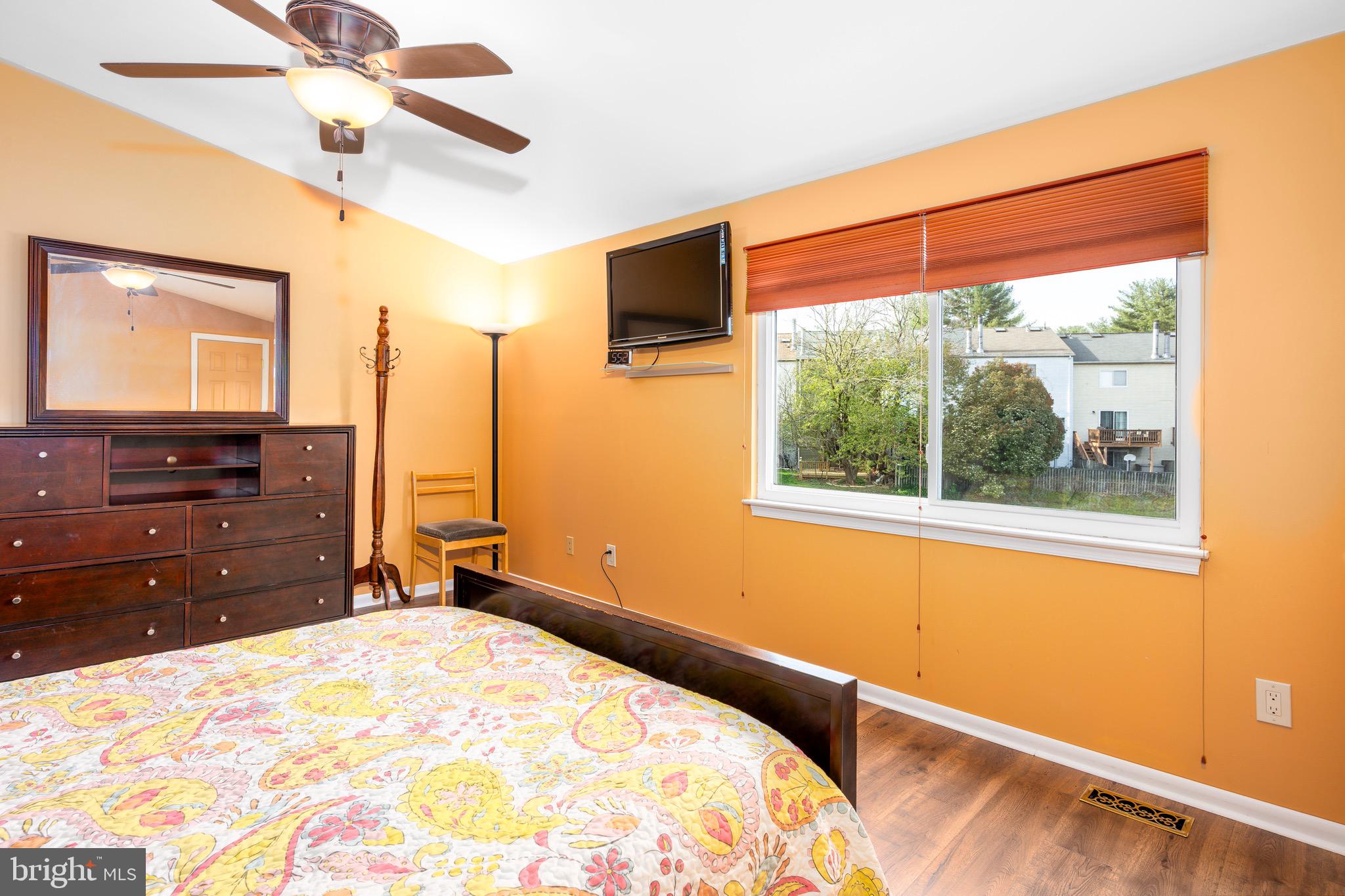 HUNT MEADOW - Residential