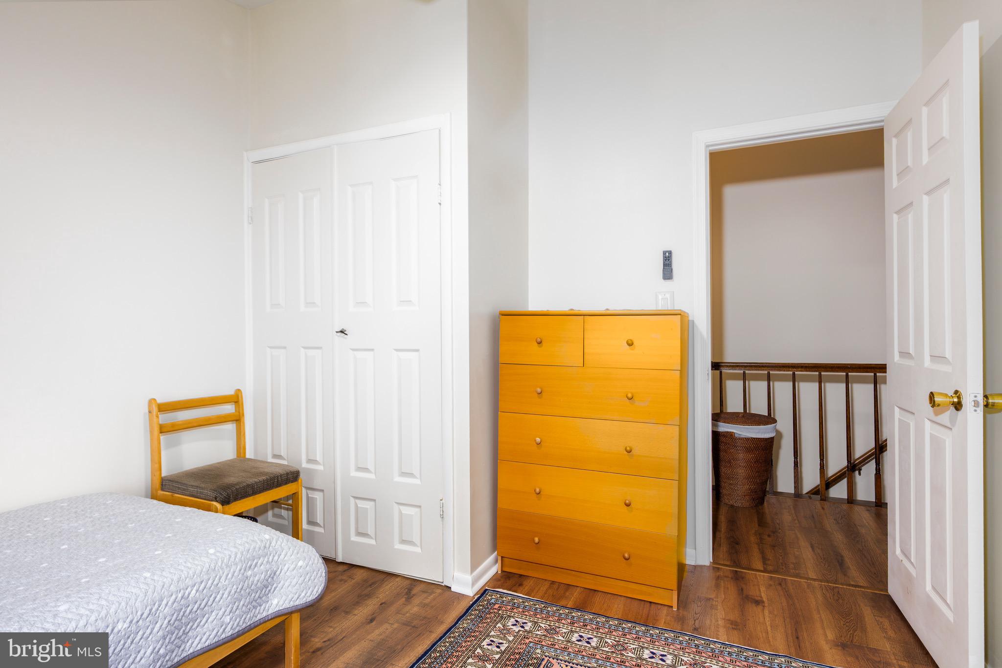 HUNT MEADOW - Residential