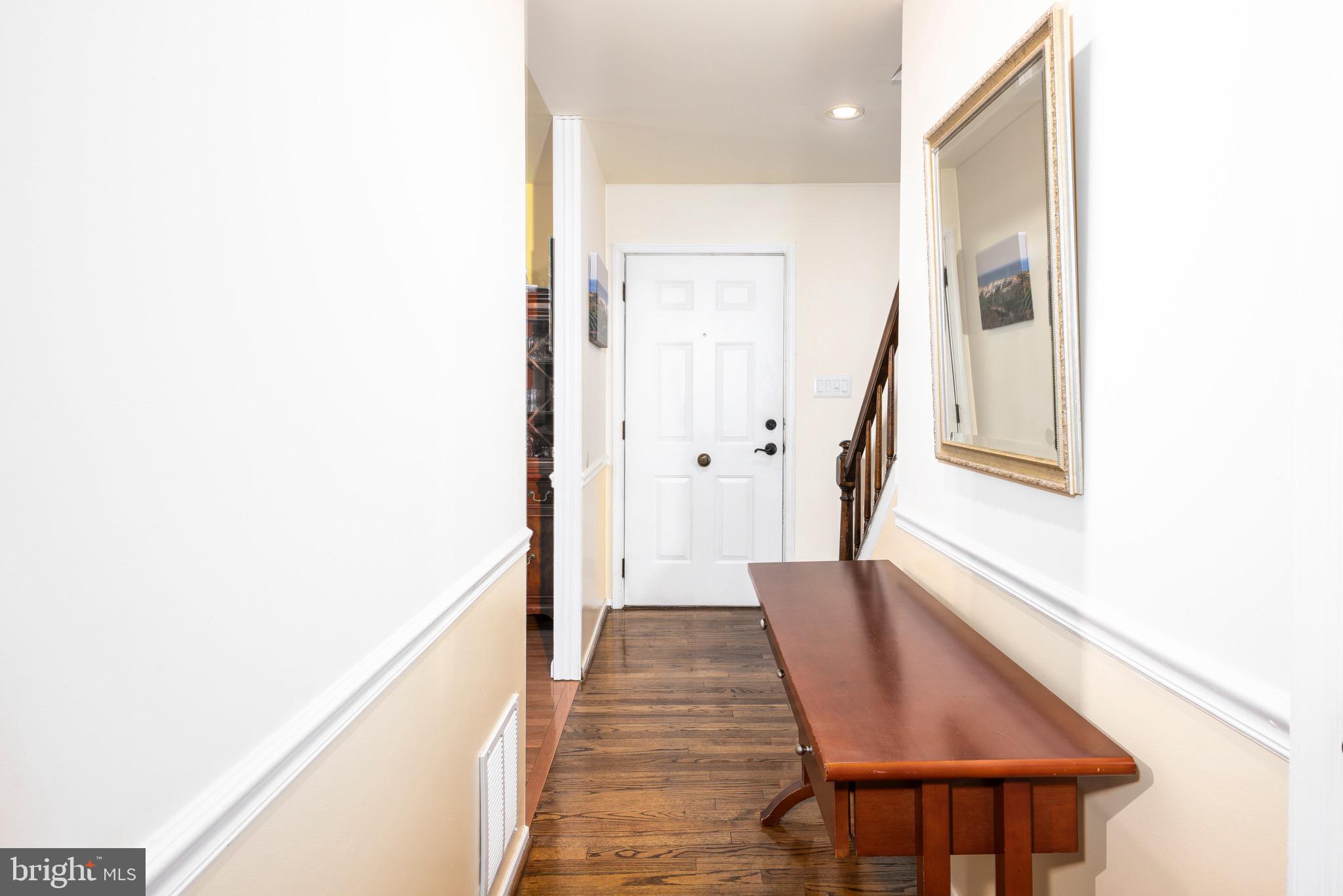 HUNT MEADOW - Residential