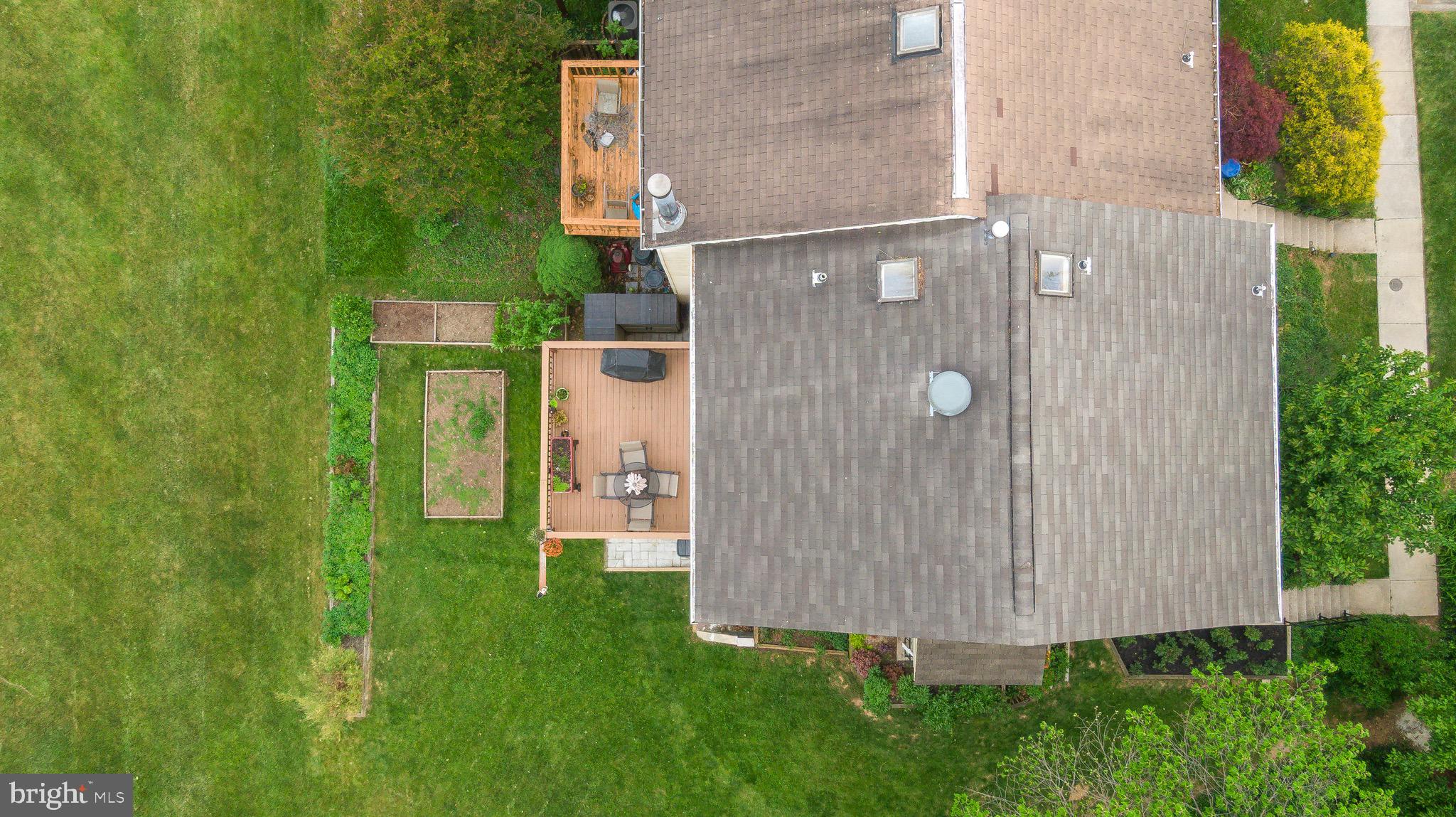 HUNT MEADOW - Residential