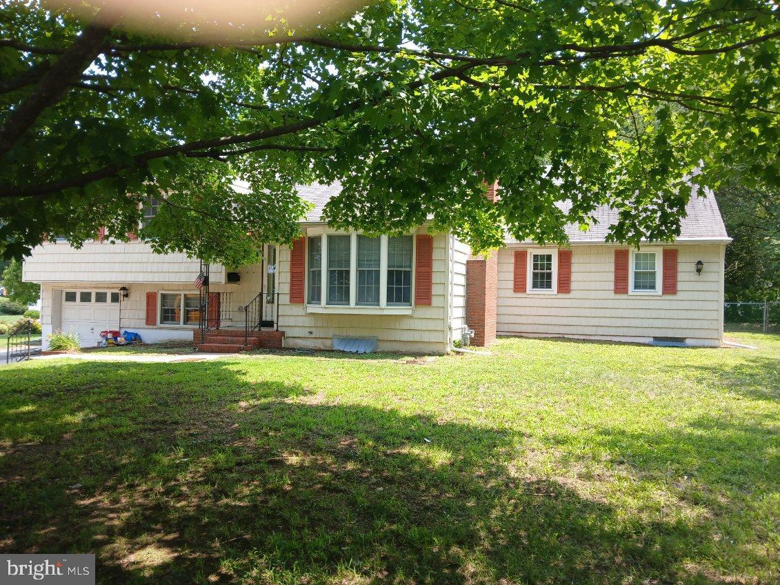 8 TINKER DRIVE