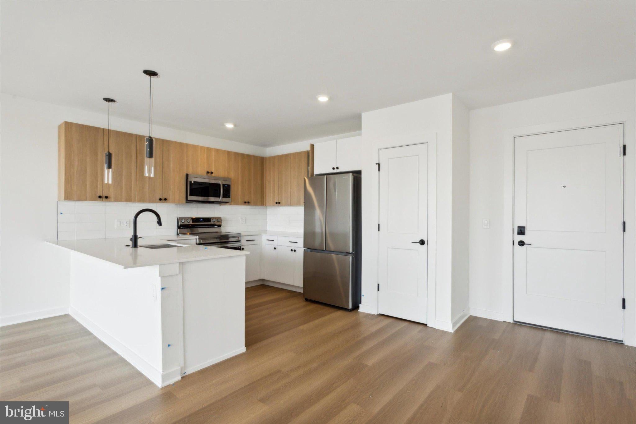 828 N 2ND STREET 211