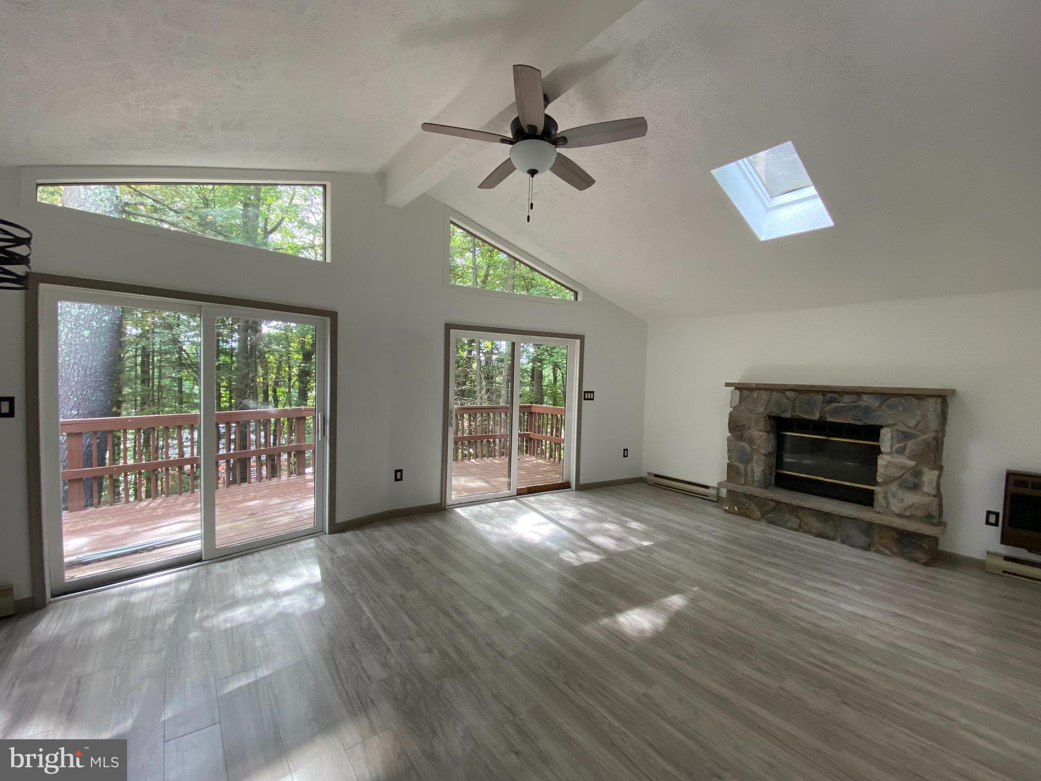 LAKE OF THE PINES - Residential