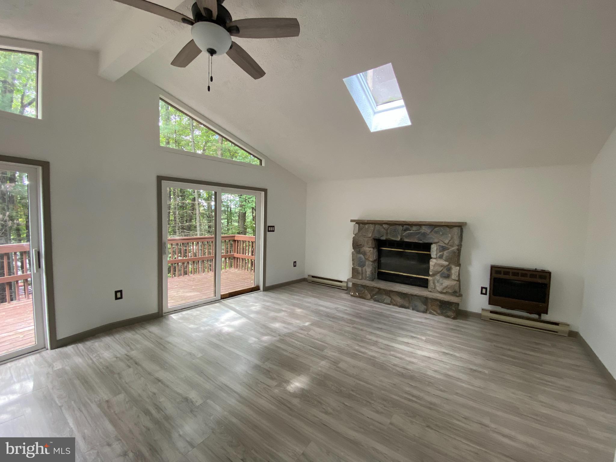 LAKE OF THE PINES - Residential