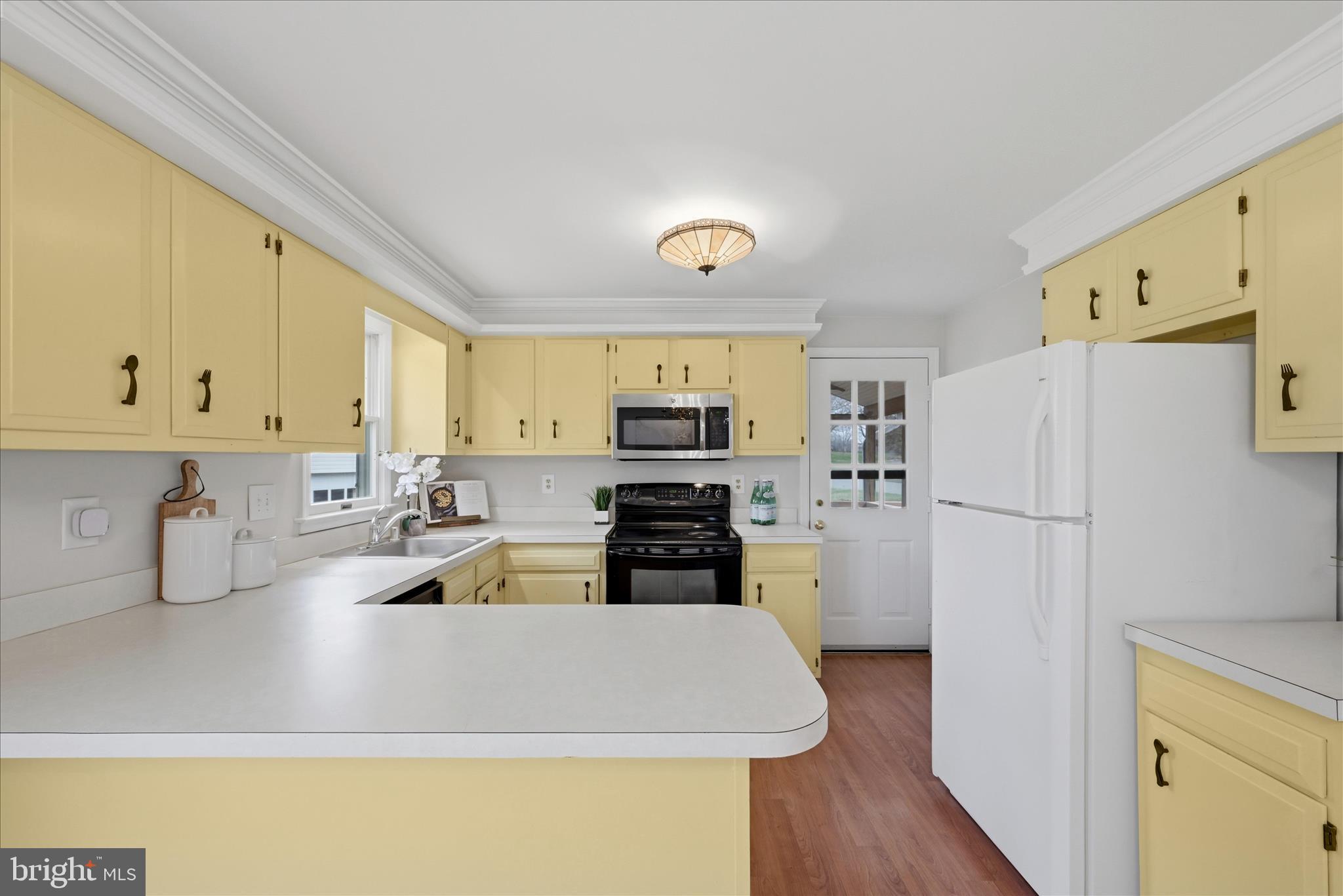 HAMILTON KNOLLS - Residential