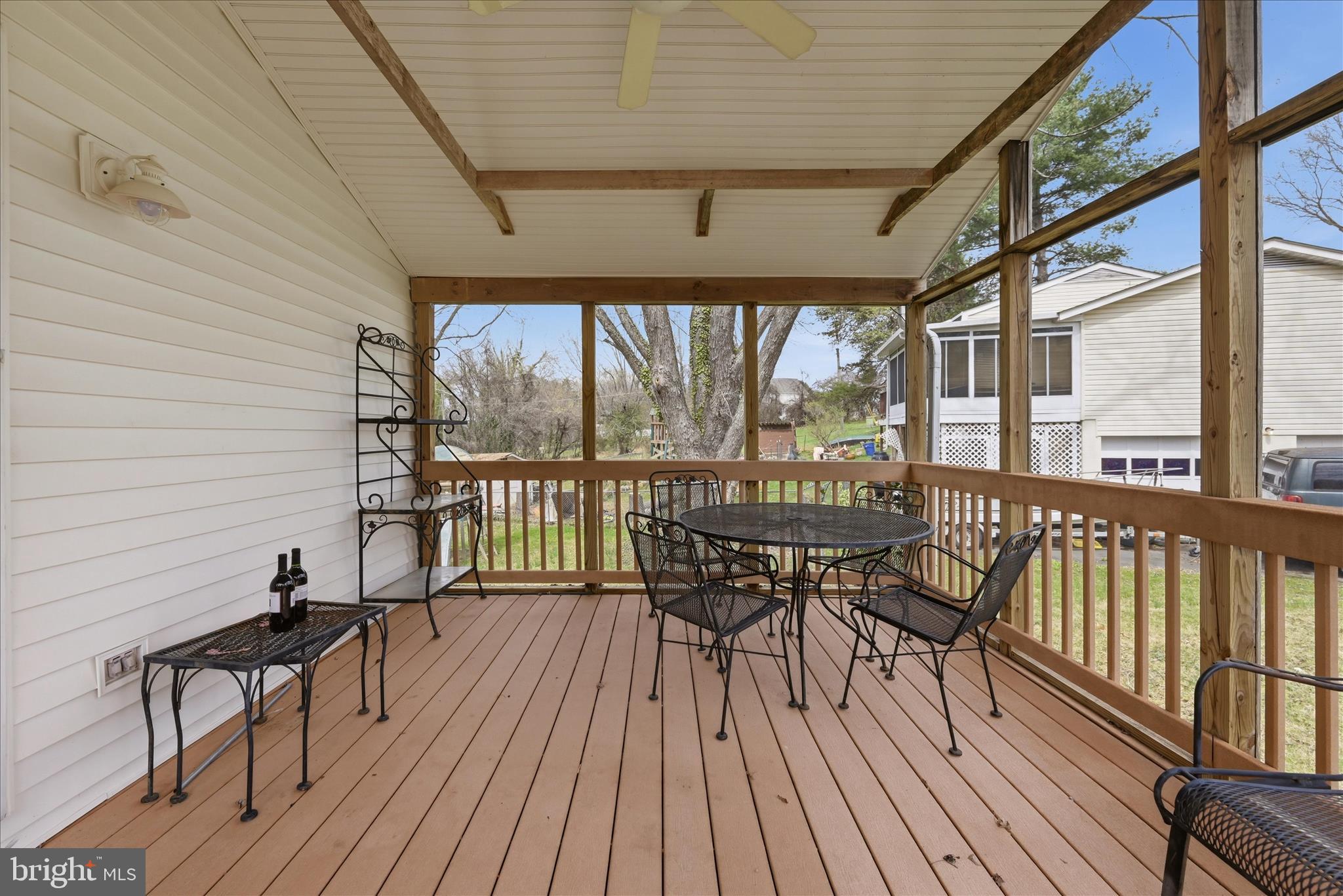 HAMILTON KNOLLS - Residential