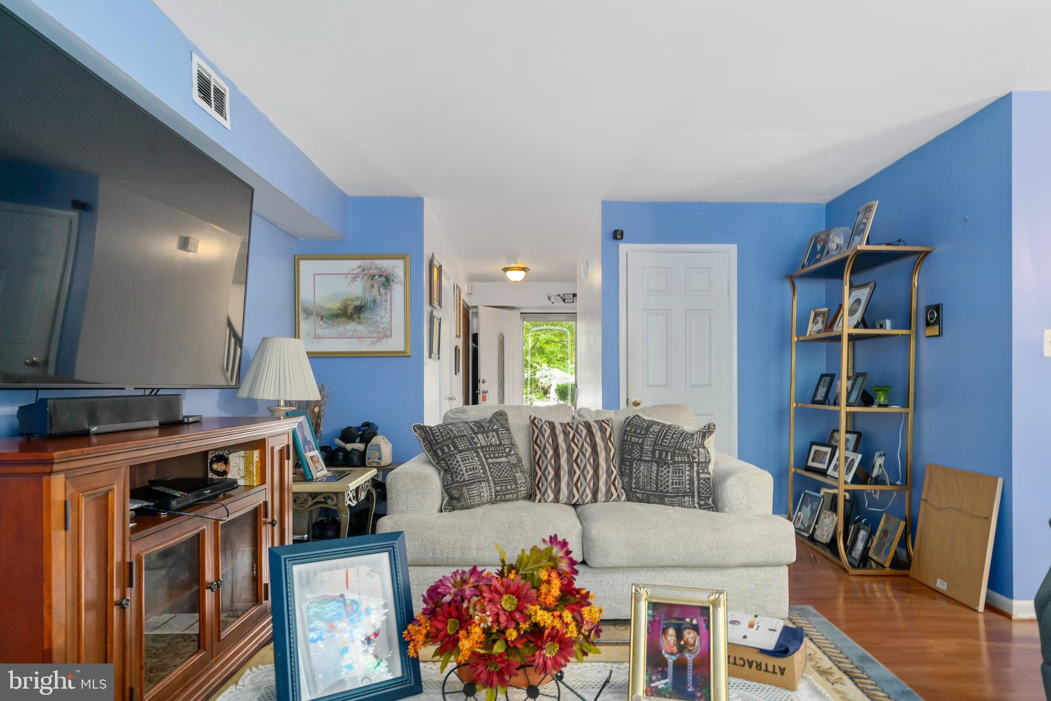 WILDE LAKE - Residential