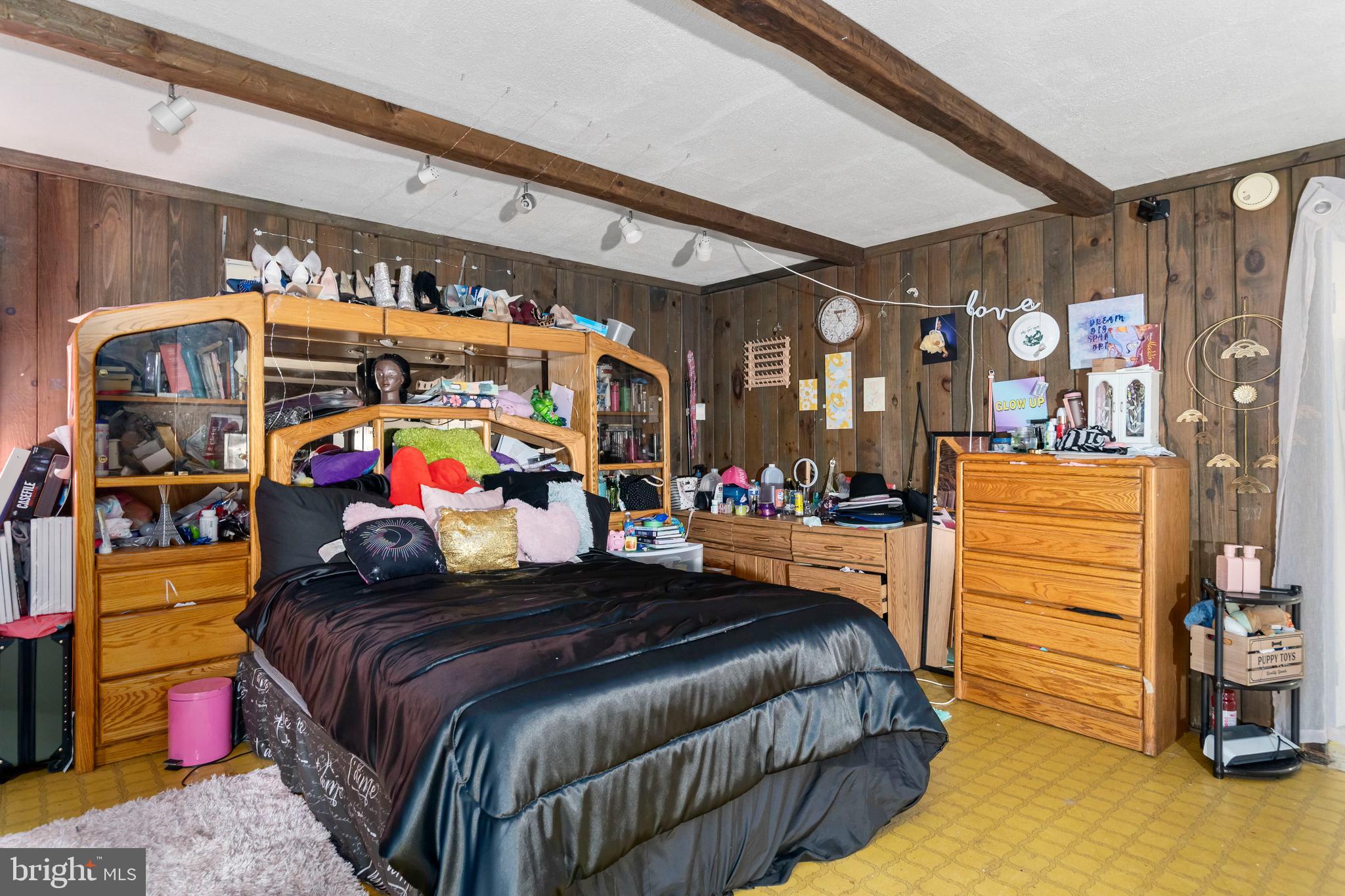 WILDE LAKE - Residential