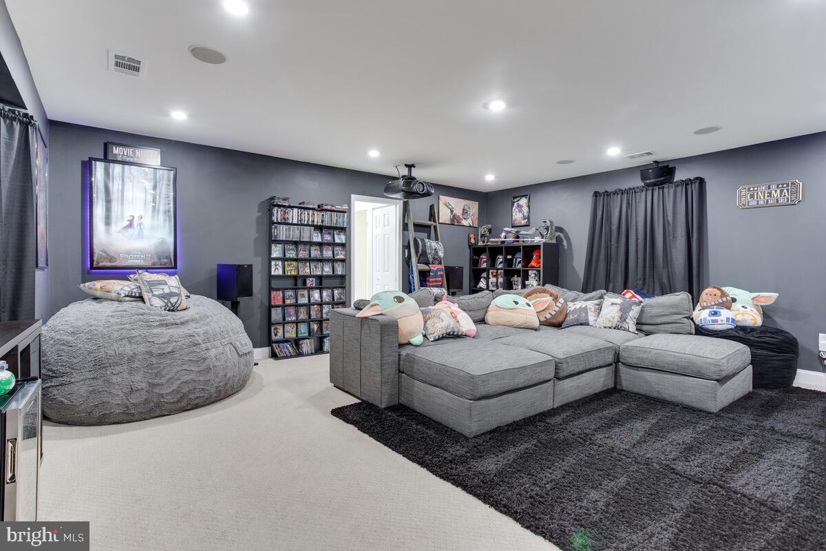 MONTPELIER - Residential