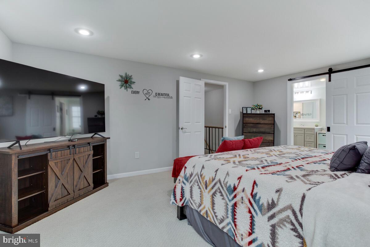 MONTPELIER - Residential