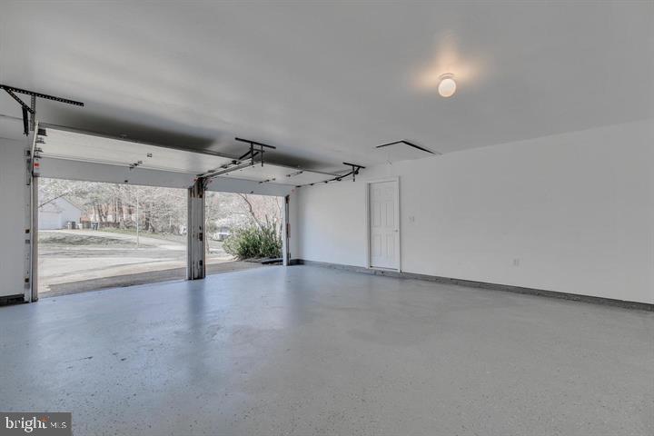 MONTPELIER - Residential