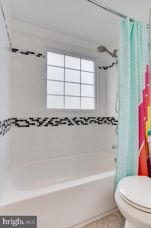 MONTPELIER - Residential