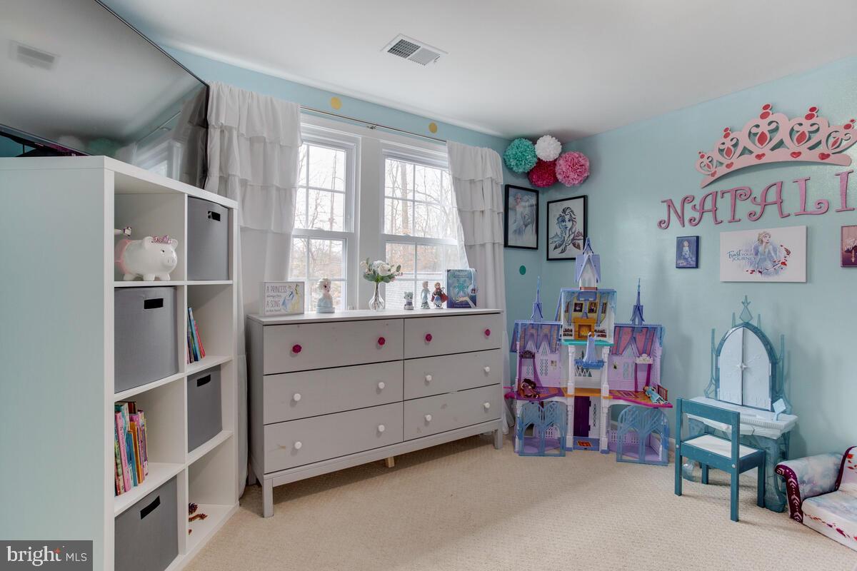 MONTPELIER - Residential