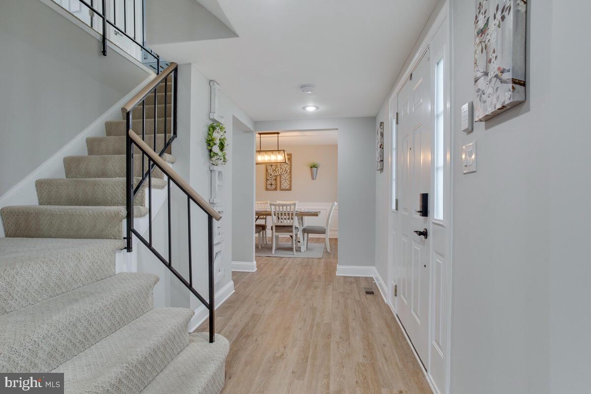 MONTPELIER - Residential