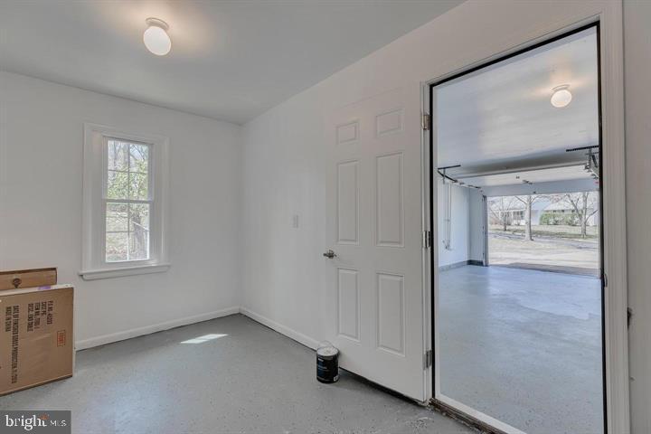 MONTPELIER - Residential