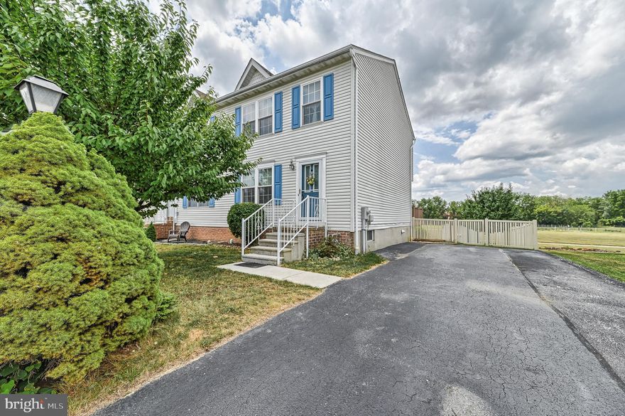 Beautiful single family home! On the first floor there is the living room with wall to wall carpeting. There is also a half bathroom on the first floor. Down the hall is the kitchen. The kitchen is complete with laminate flooring, beautiful wayne's coating, sliding glass door with built in blinds, and an amazing pantry! The deck, which is off the kitchen , is trek deck and overlooks a beautiful walking/running path as well as picnic benches and a dog park! On the second floor you will find 3 bedrooms and a full bathroom. All of the bedrooms have nice big closets and wall to wall carpeting! The master bedroom is also equipped with vaulted ceilings! There is a full basement which is partially finished. There is a brand new water heater, a back up sump pump, water proofed basement, and a walk out to the backyard. The backyard is incredible. The backyard is fully fenced in with vinyl fencing. This is an incredible house that you don't want to miss out on; Call today to schedule your private tour!