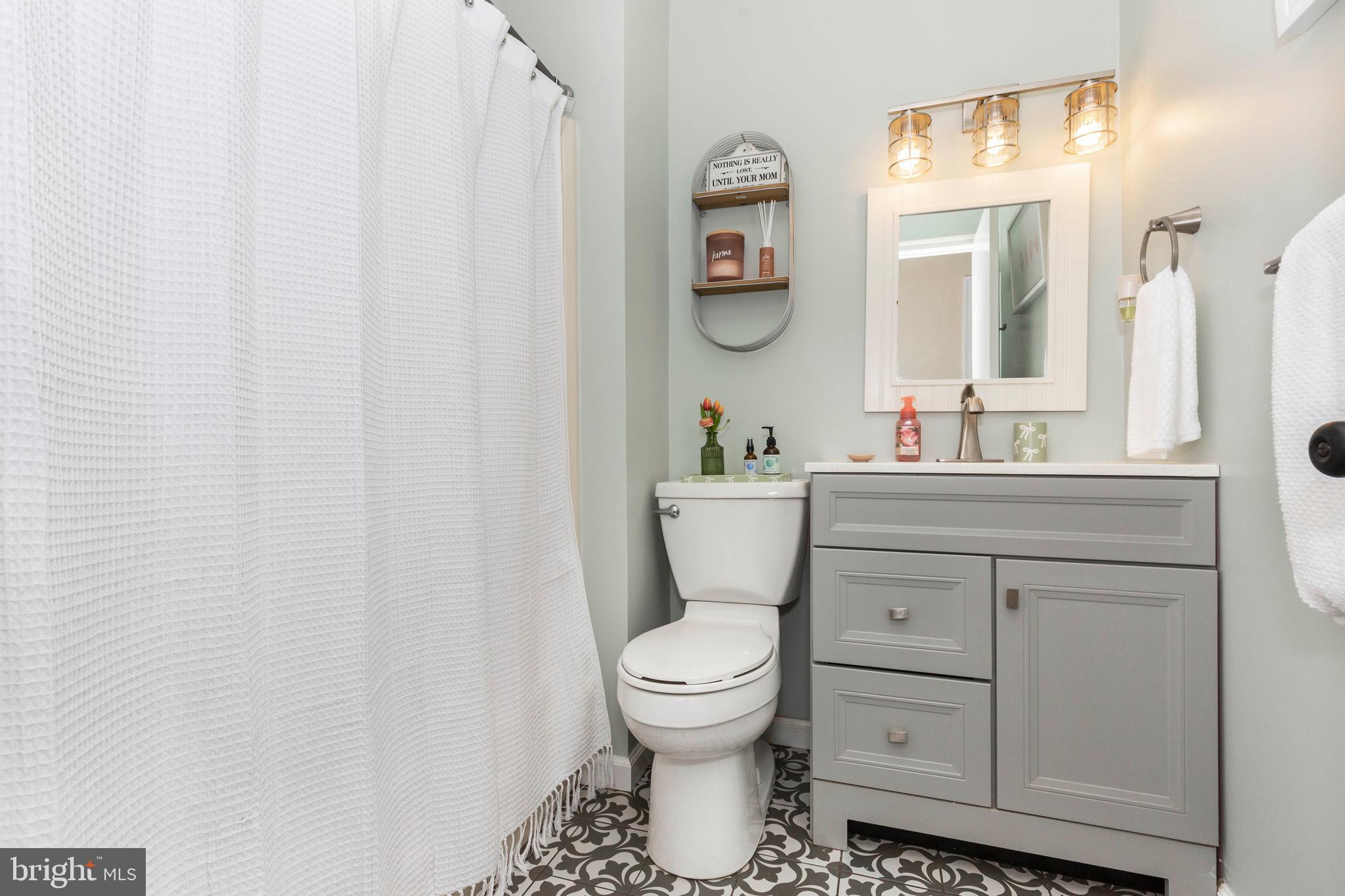 ROUGH N TUMBLE ACRES - Residential