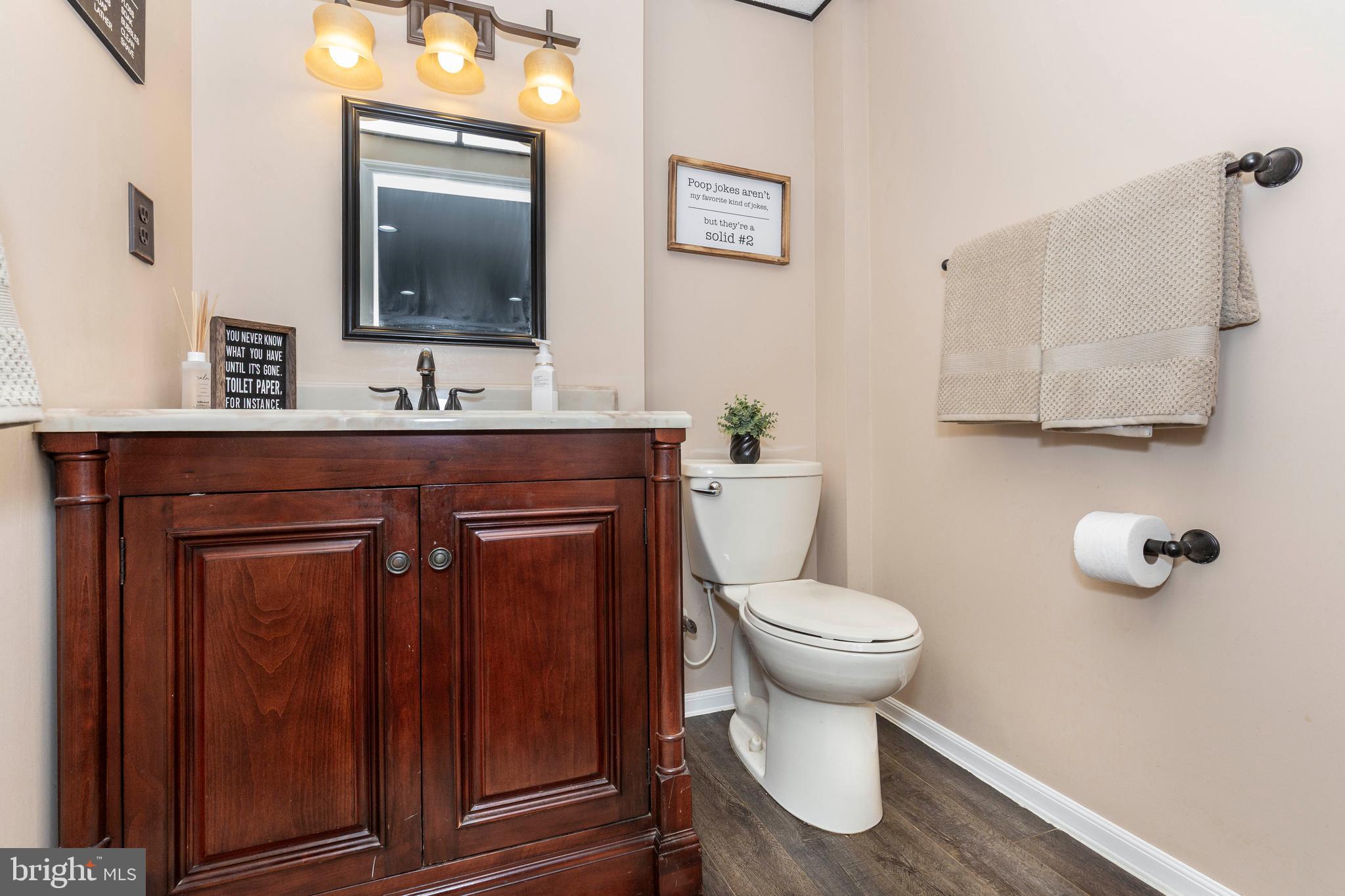 ROUGH N TUMBLE ACRES - Residential