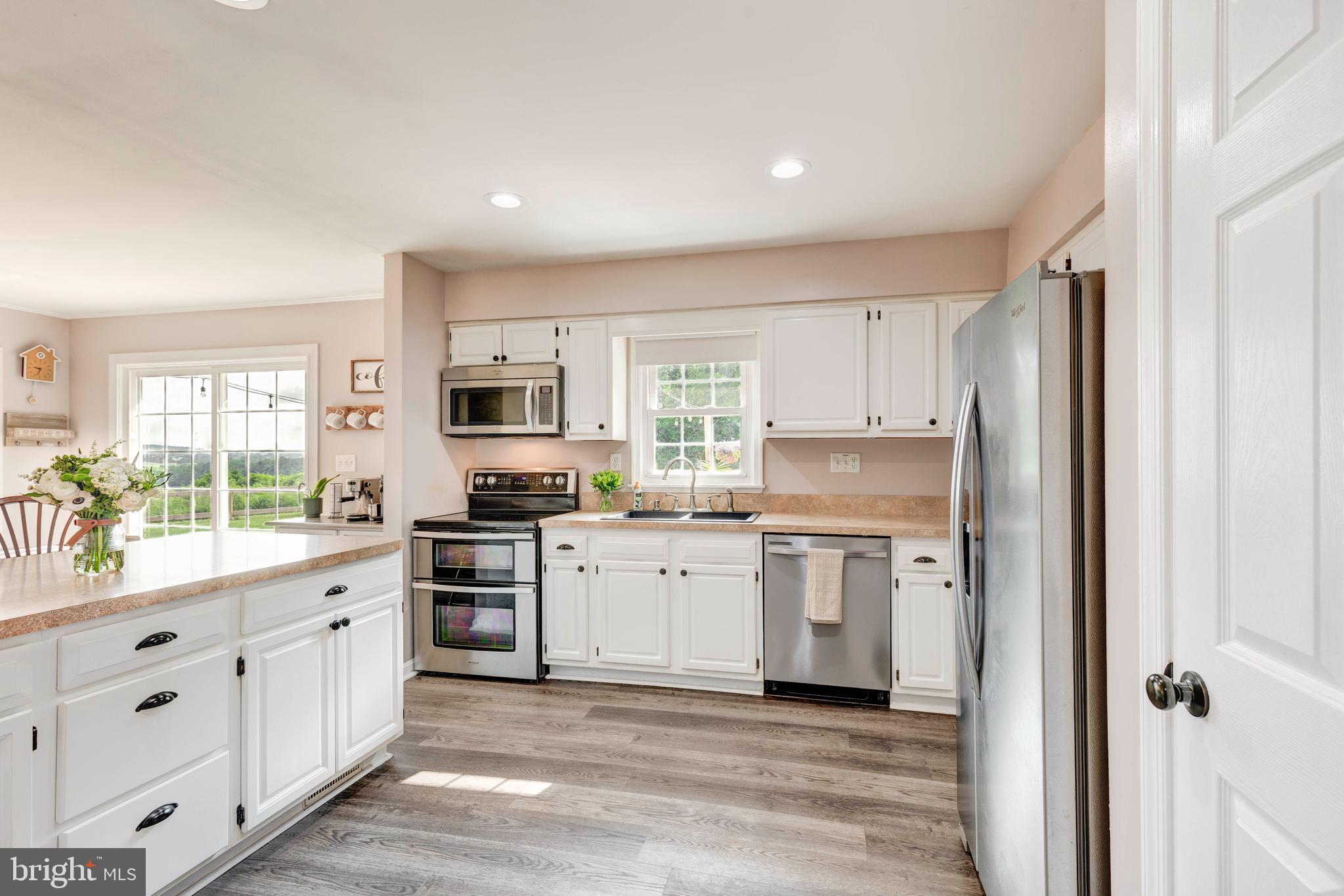 ROUGH N TUMBLE ACRES - Residential