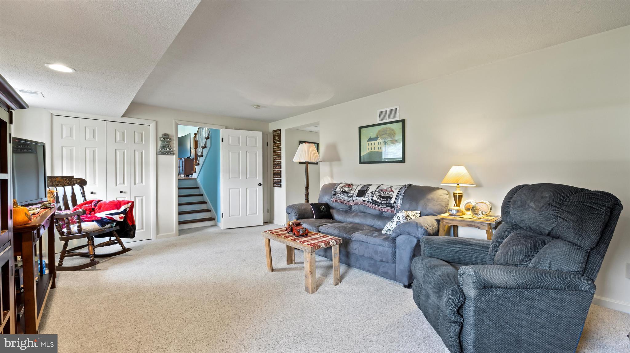 ROCKY SPRING ACRES - Residential