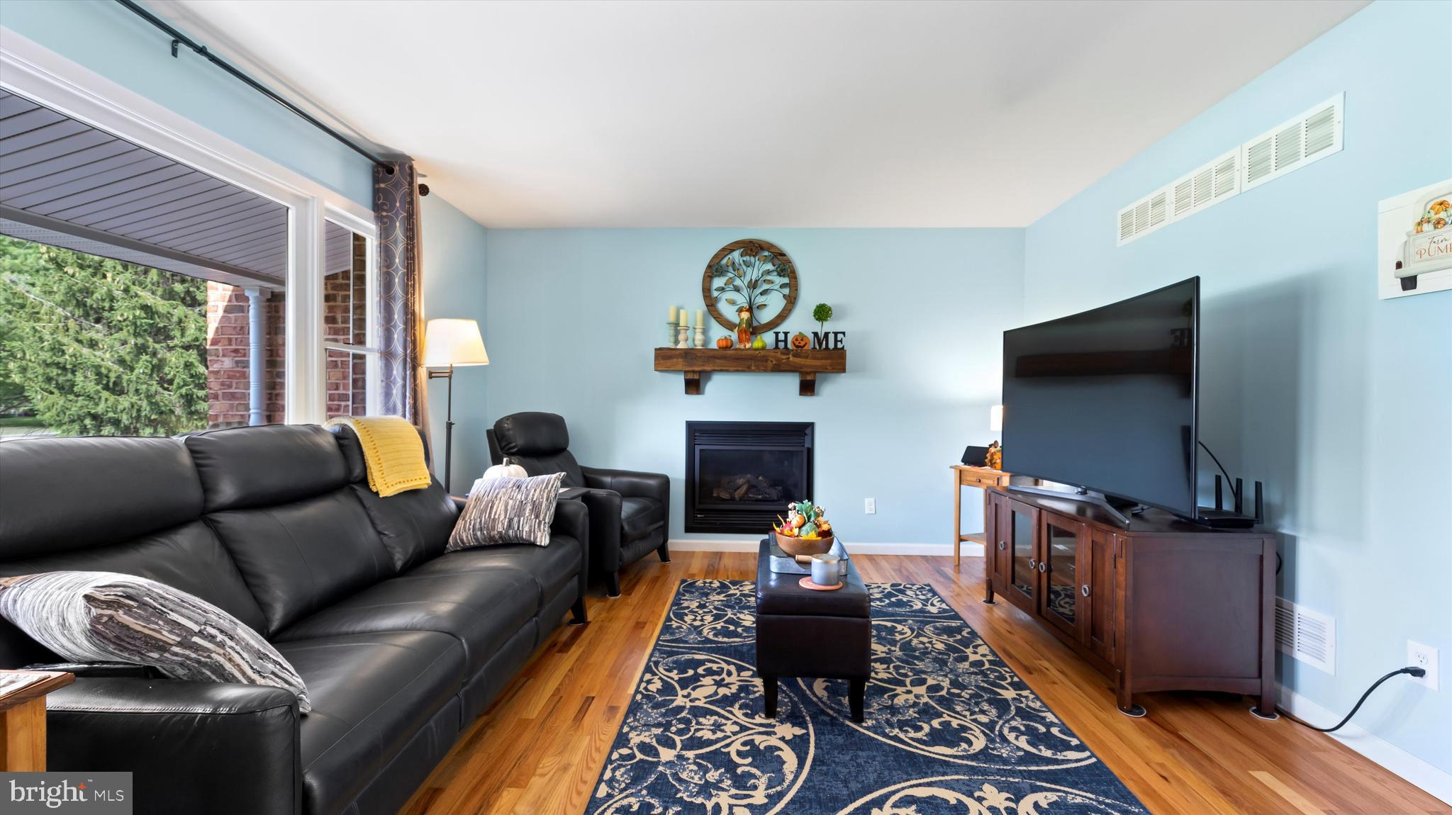 ROCKY SPRING ACRES - Residential