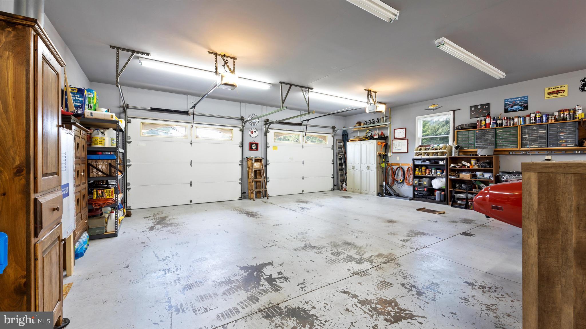 ROCKY SPRING ACRES - Residential