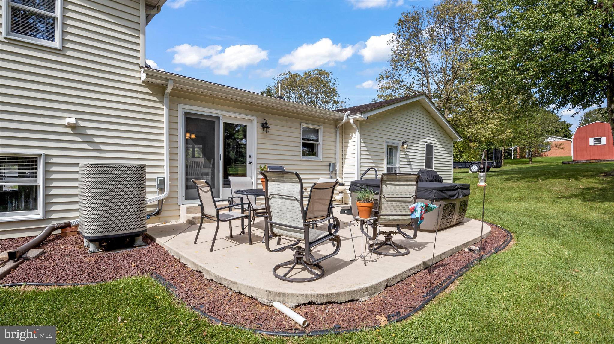 ROCKY SPRING ACRES - Residential